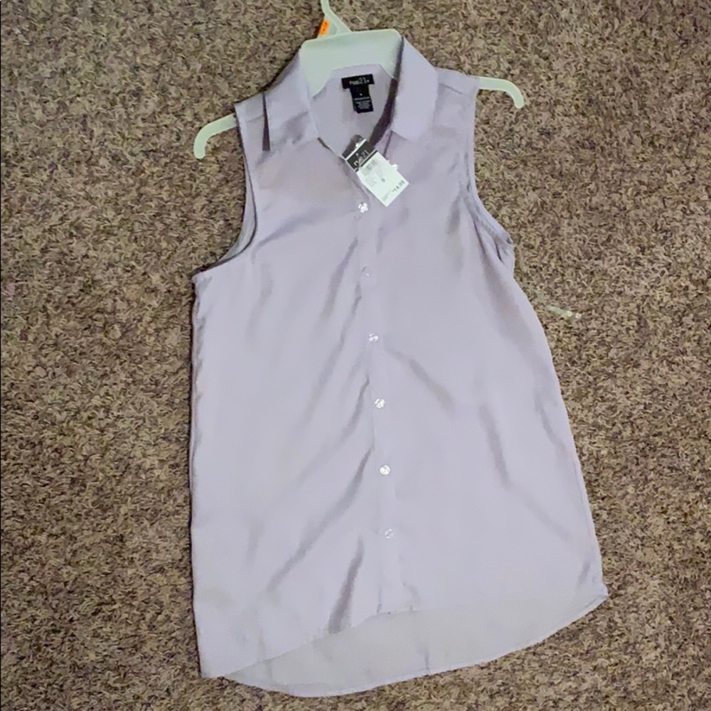 Sleeveless Shirt